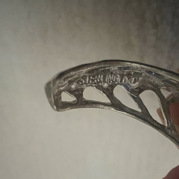 Navajo Sterling M Diamond Cut Hoop Earrings - Picture 6 of 6